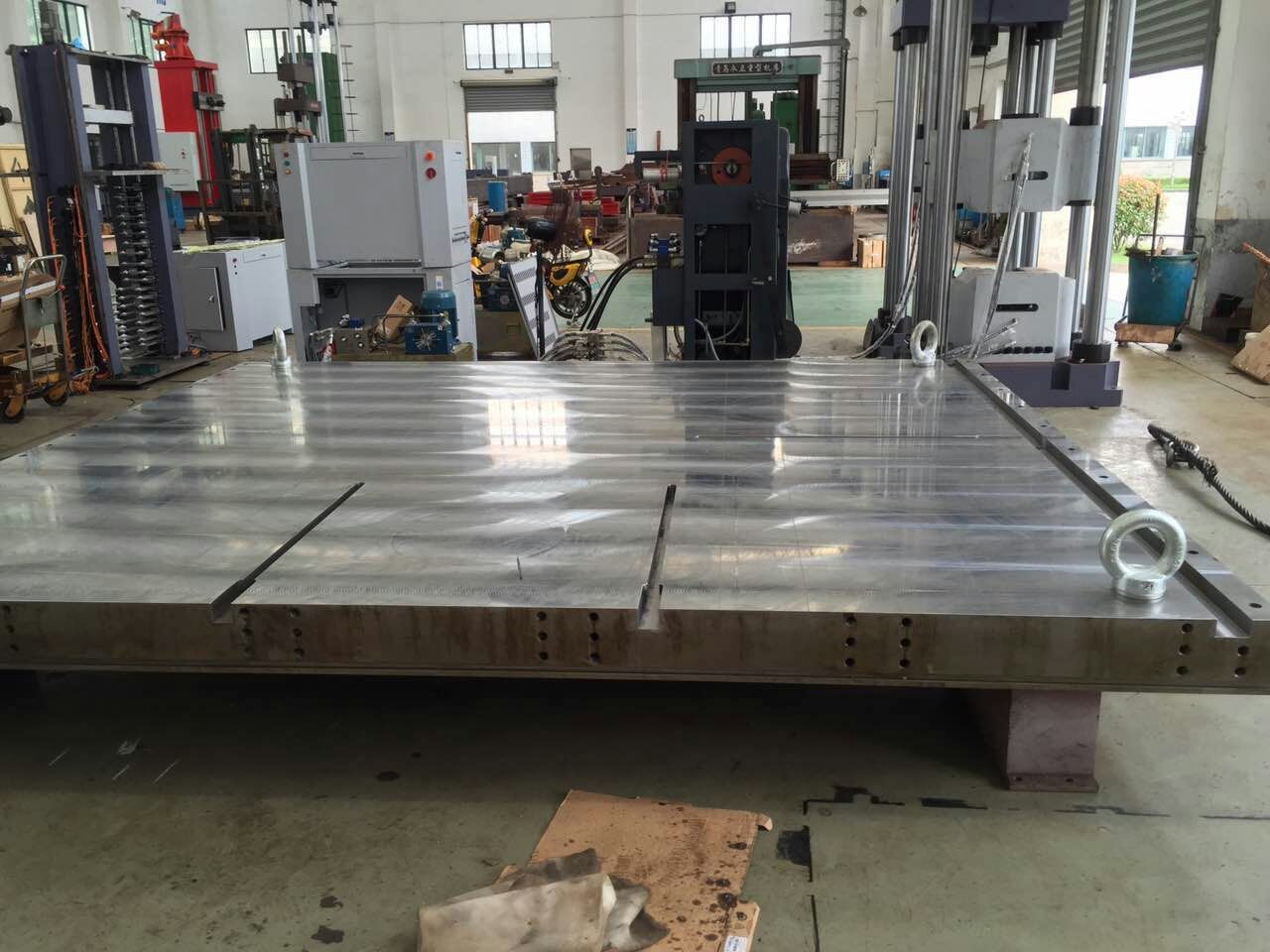 HUALONG 10,000Tons (100,000kN 100MN) Elastomeric Bearing Testing Machine under production