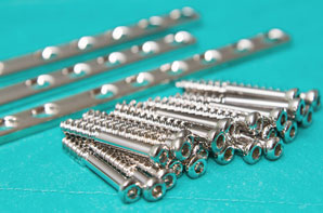 Solutions for Metallic Bone Screw Testing