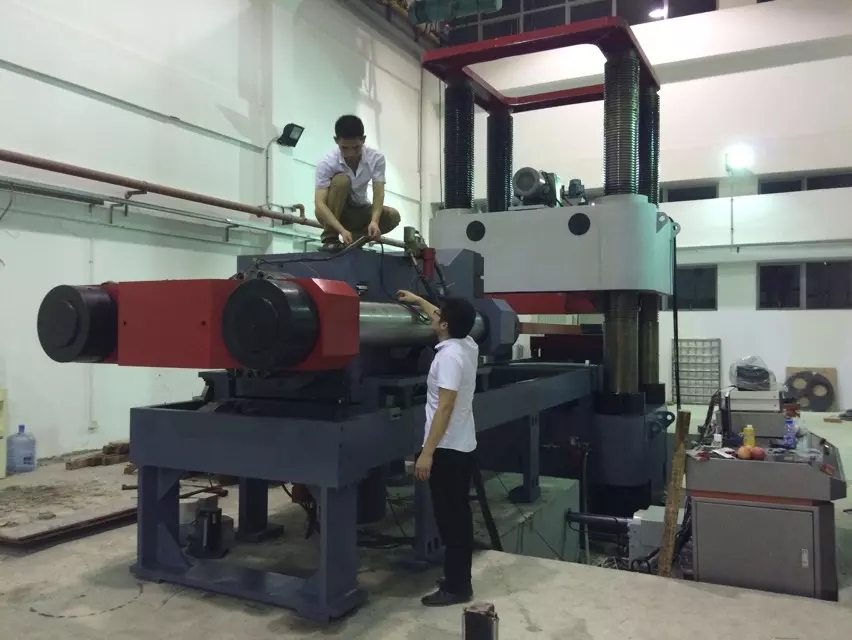 New 15000kN Compression Testing Machine