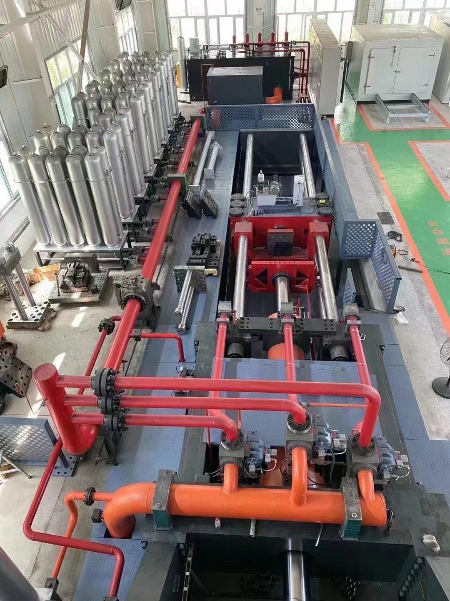 Hualong New 4000 tons Multifunctional Seismic Testing Machine