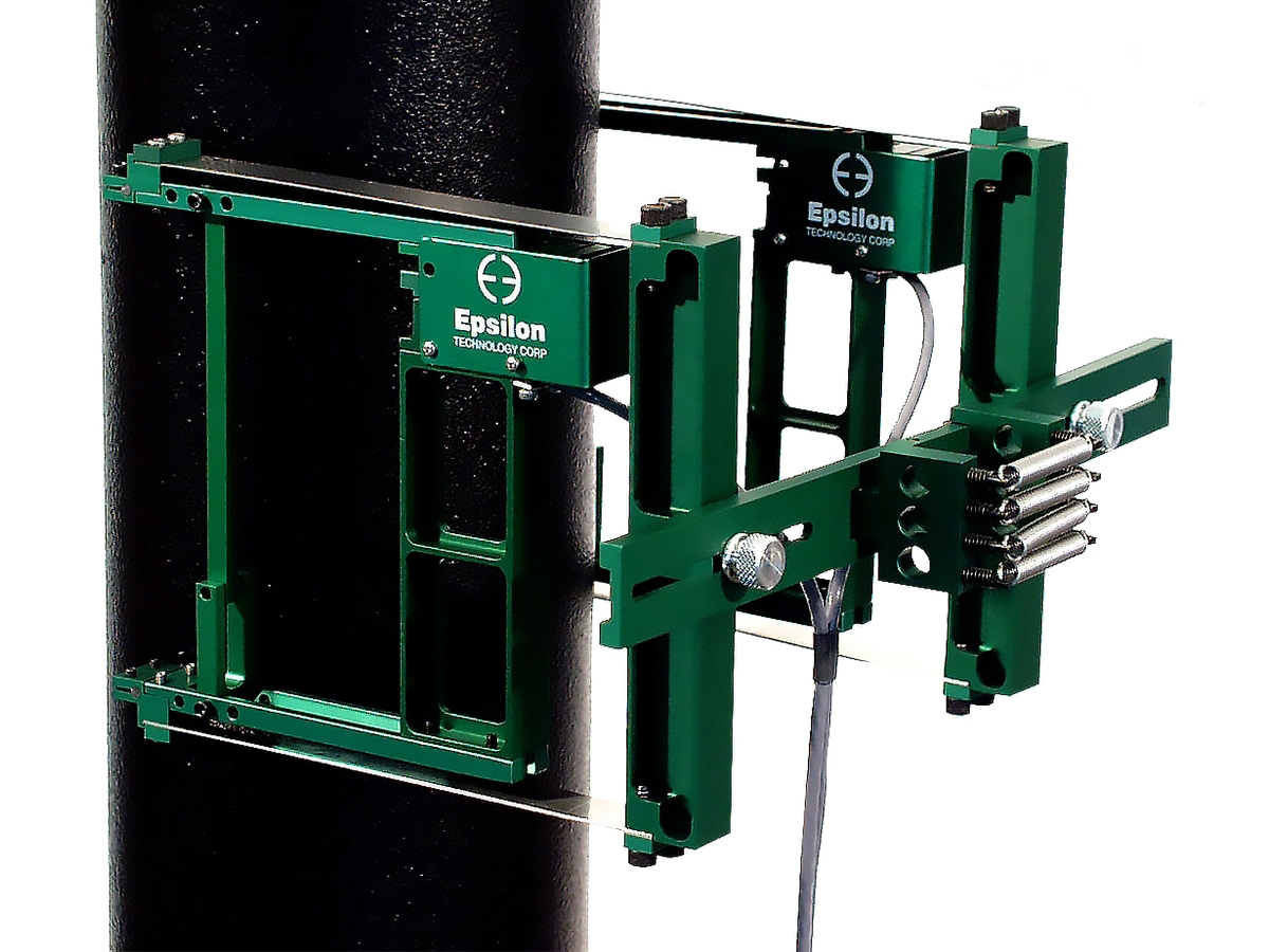 Axial Averaging Extensometer for Compressing Large Specimens 3542RA