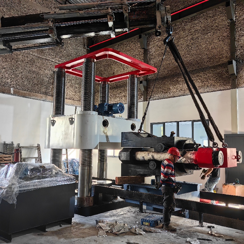 Installation site of a 3000T electro-hydraulic servo compression-shear testing machine for a user in Fujian.